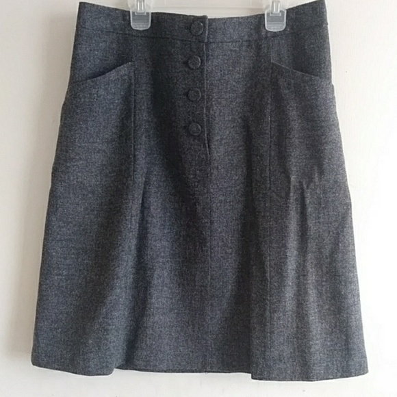 H&M Dresses & Skirts - H&M Gray Skirt Size 12